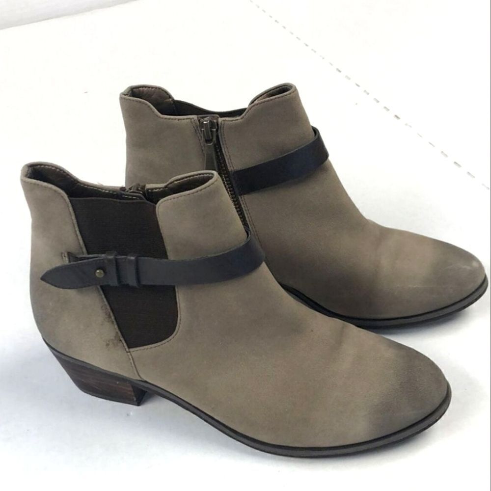 BP Leather Block Heel Ankle Boot Bootie Women's Size 8 Taupe Shoe